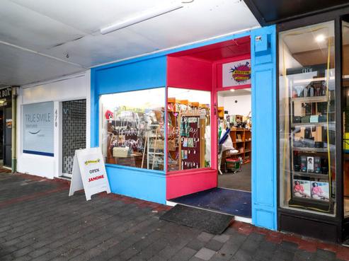 468 Pollen Street, Thames