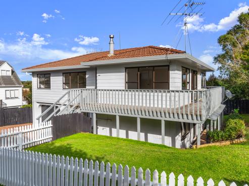 1/116 Bradbury Road, Botany Downs