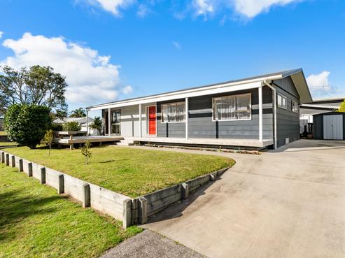 401 Linton Crescent, Whangamata