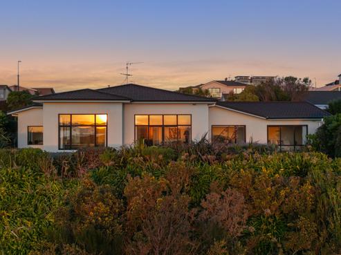 26 Milford Street, Aotea