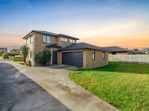 221 Old Wairoa Road, Papakura