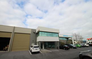 490sqm industrial - asking $103,000pa