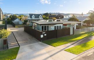 511C Ocean Road, Whangamata