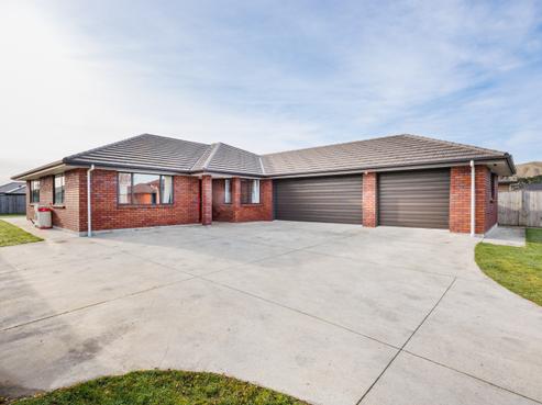 5 Cyprus Place, Fitzherbert