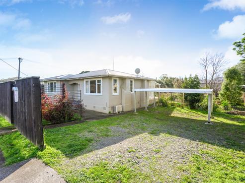 32 Follett Street, Marton