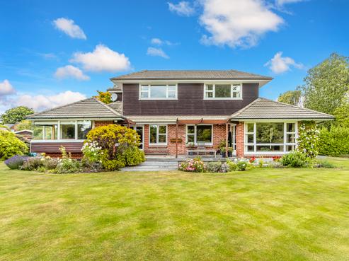 10 Woodford Terrace, Ilam