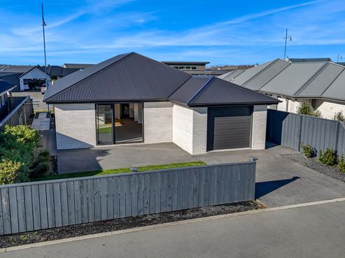 21 Kewai Court, Pegasus