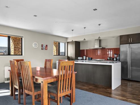 10 Elizabeth Place, Clyde