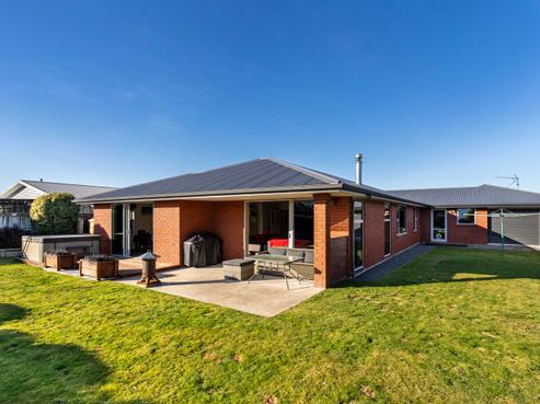 14 William James Close, Mosgiel