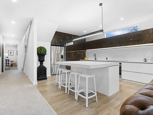 2 Snowdon Road, Fendalton