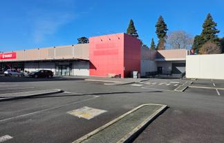 PRIME LFR OPPORTUNITY ON CAMERON ROAD
