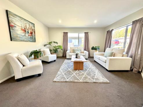 55 Alpers Ridge, Leamington