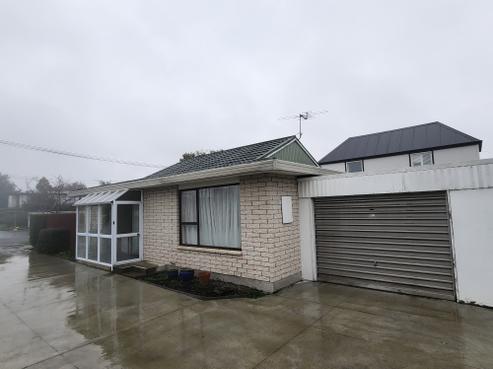 1/17 Garreg Road, Fendalton