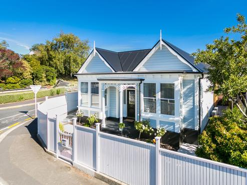 149 Highgate, Roslyn