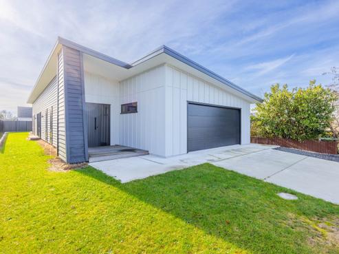8 Holyrood Terrace, Waipukurau and Surrounds