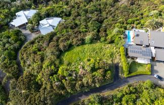 41 Russell Heights, Russell