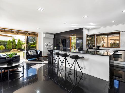 299 Oceanbeach Road, Mount Maunganui