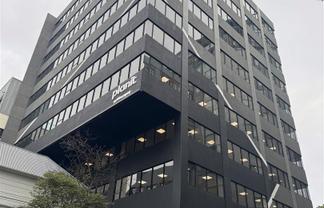 Office floor with fitout