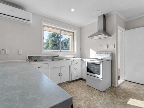 11B Anthony Crescent, Bader