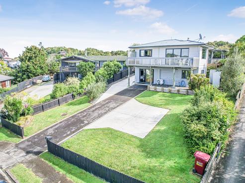 11 Hatea Place, Dinsdale