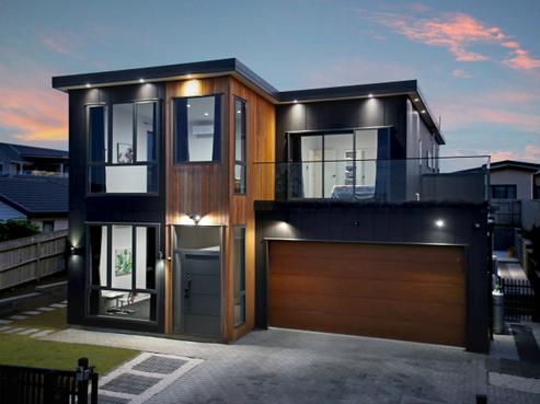 32 Tahuna Minhinnick Drive, Glenbrook