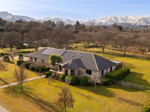 4 Crawford Place, Lake Hayes Estate