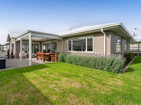 92 Smart Road, Glen Avon