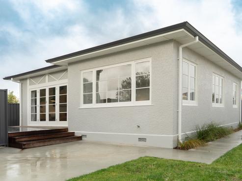 927 Nelson Street North, Mahora