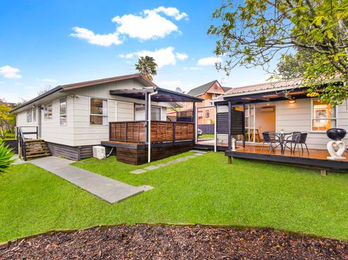 12 Aspiring Avenue, Clover Park