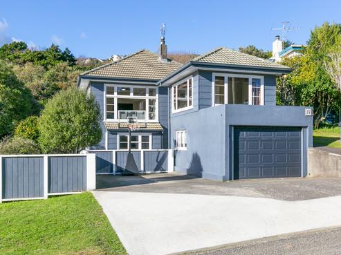 14 Cecil Road, Tawa