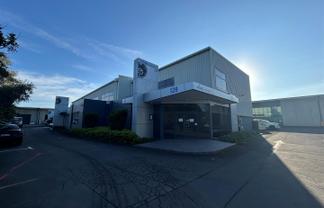 Savills | Functional High-Stud Warehouse
