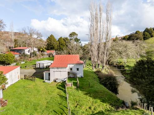 2102 Waingaro Road, Te Akau