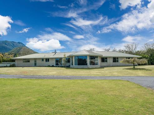 52 Caroline Drive, Maunganamu
