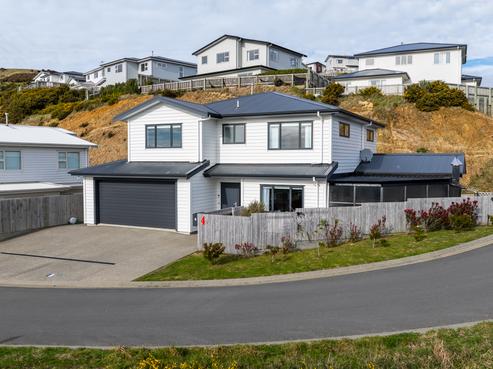 4 Antigua Way, Grenada North