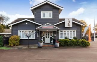 192 Fitzherbert Avenue, West End