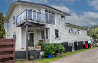 101 Heale Street, Thames