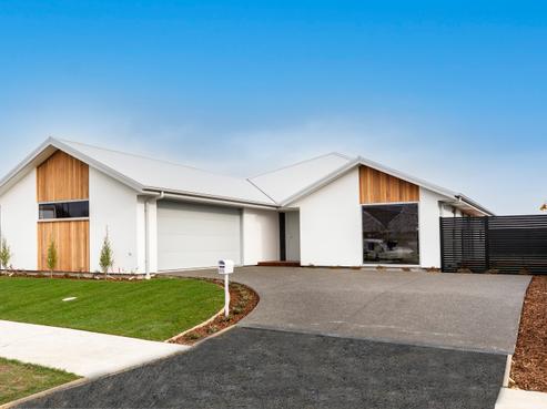 66 Whitehorn Drive, Lincoln