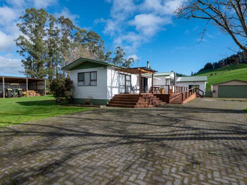 236 Te Kopia Road, Waikite Valley