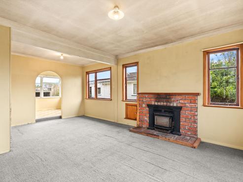 32 Naples Street, Martinborough