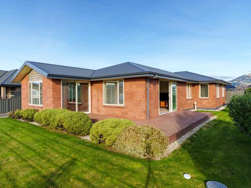 31 Showgate Crescent, Mosgiel