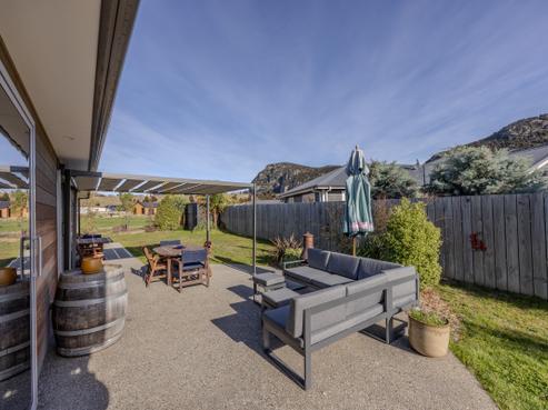 4 Kingfisher Crescent, Albert Town