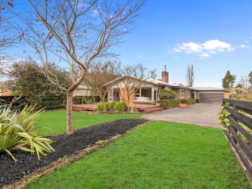 8 Braid Road, Saint Andrews