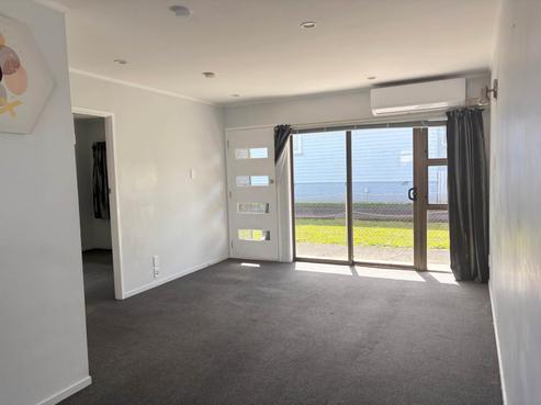 2/81 White Swan Road, Mount Roskill
