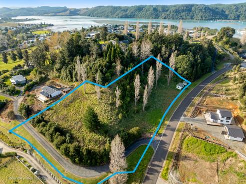 11 Manuka Drive, Whangamata