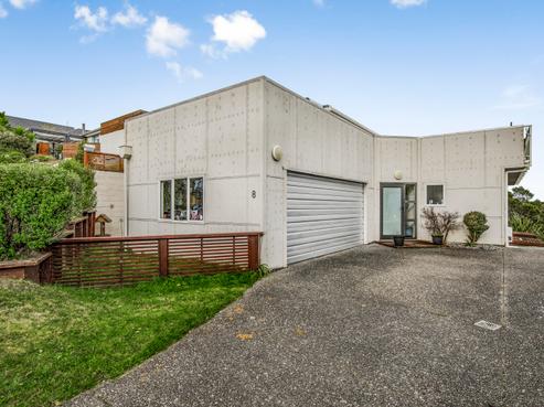 8 Saint Elizabeth Heights, Normandale