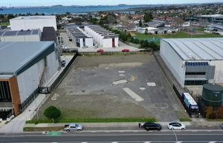 Rare 4,020sqm road front Hobsonville yard