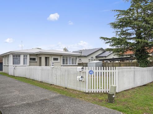 96A Malfroy Road, Victoria