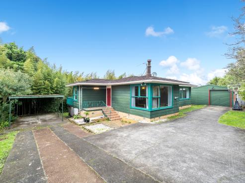 7 Bellringer Road, Massey