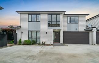 15 Rosarina Lane, Takanini