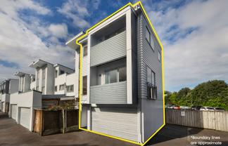 57/3 Wagener Place, Mount Albert